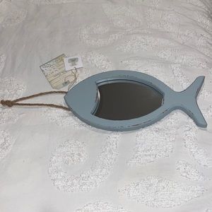 🐟 Mirror fish shape